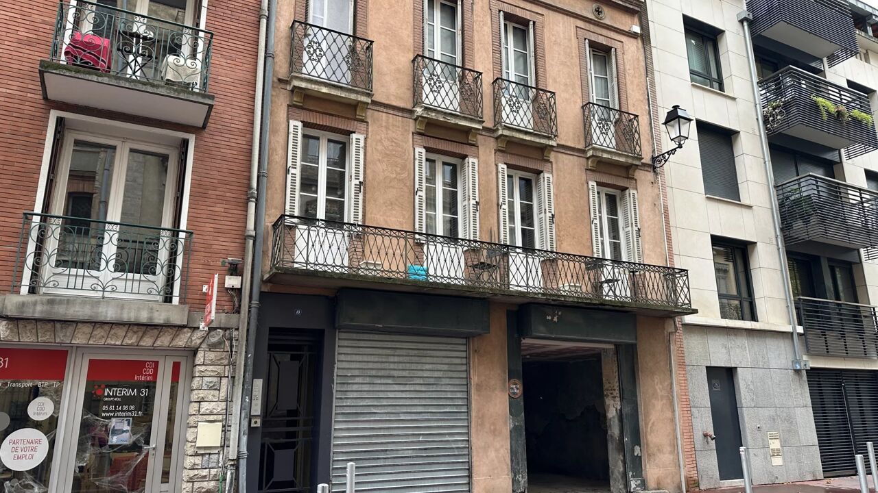 garage  pièces  m2 à louer à Toulouse (31000)