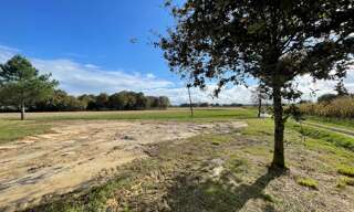 Terrain  1249 m² à vendre à Saint-Sever (40500)
