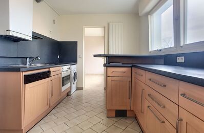 location appartement 654 € CC /mois à proximité de Saint-Jean-de-la-Ruelle (45140)