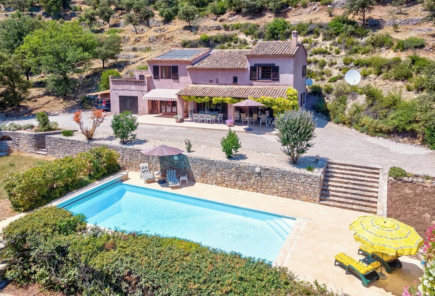 Les Arcs sur Argens Maison Familliale avec Piscine Chauffée au Calme absolu — photo 1