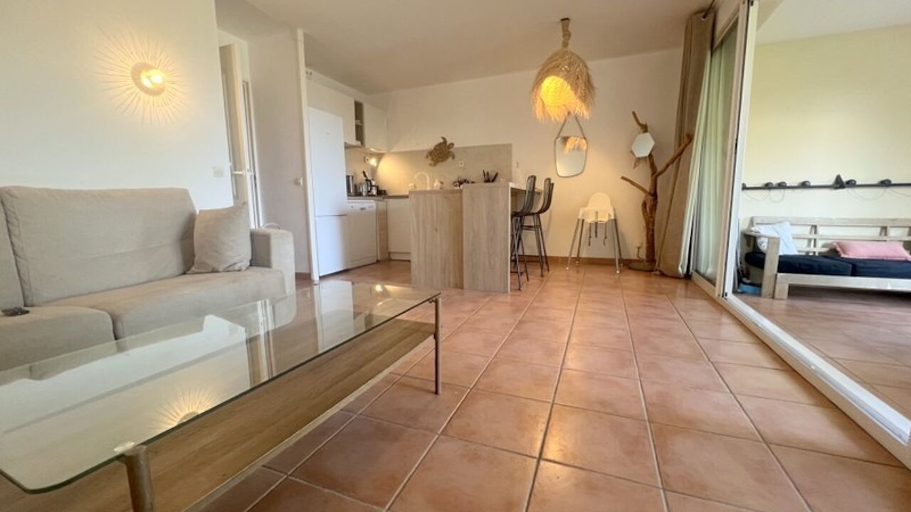 appartement 2 pièces 42 m2 à vendre à Mallemort (13370)