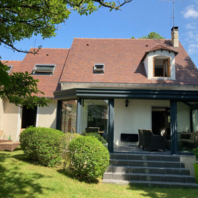 Maison 7 pièces 196 m²