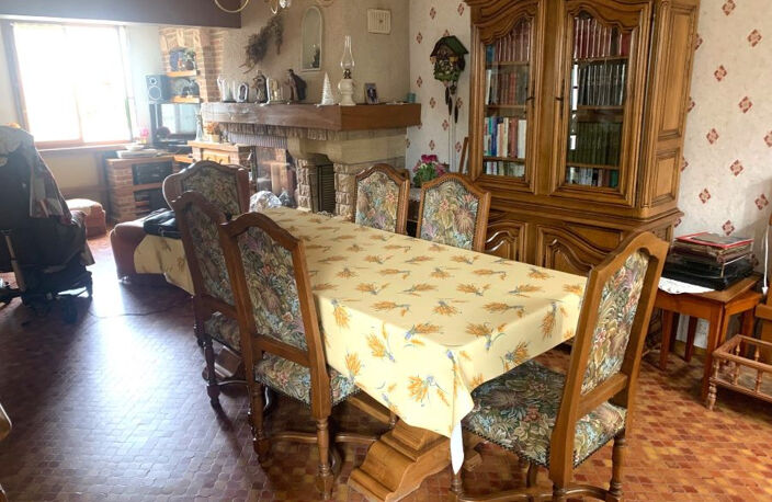 Maison de 105m2 située au calme, dans une impasse, à rénover — photo 4