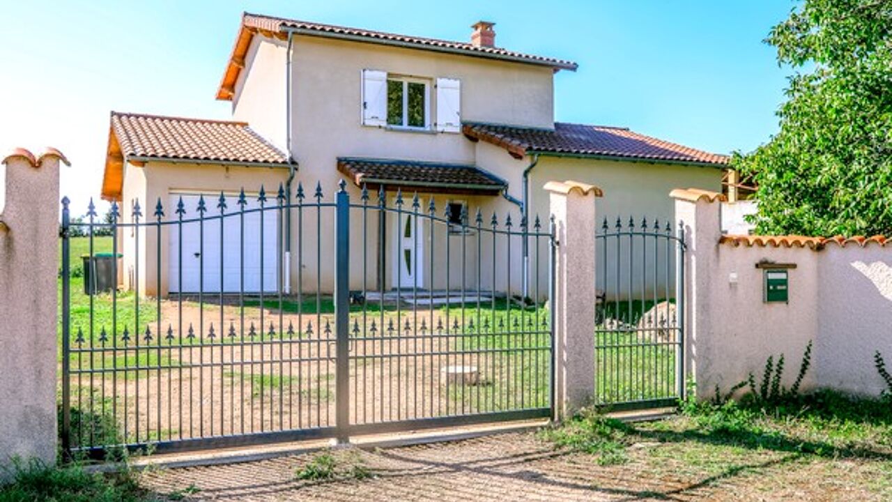 maison 5 pièces 111 m2 à louer à Beauregard-l'Évêque (63116)