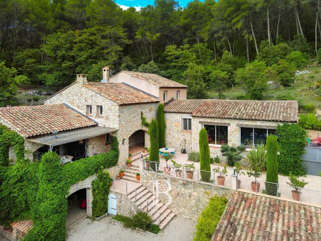 À VENDRE - 13390 - AURIOL - PROPRIETE - MAISON - JARDIN  - PISCI — photo du bien