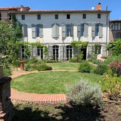 Maison 12 pièces 500000 €