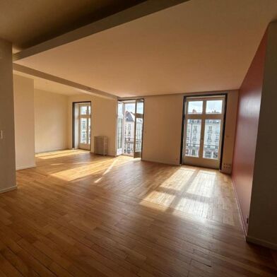 Appartement 5 pièces 144 m²