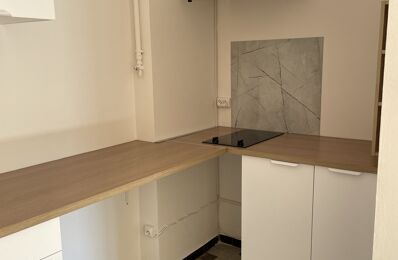 location appartement 721 € CC /mois à proximité de Peyrolles-en-Provence (13860)