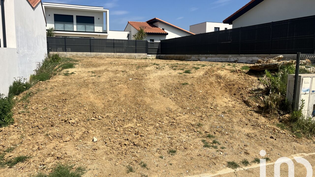 terrain  pièces 300 m2 à vendre à Pollestres (66450)