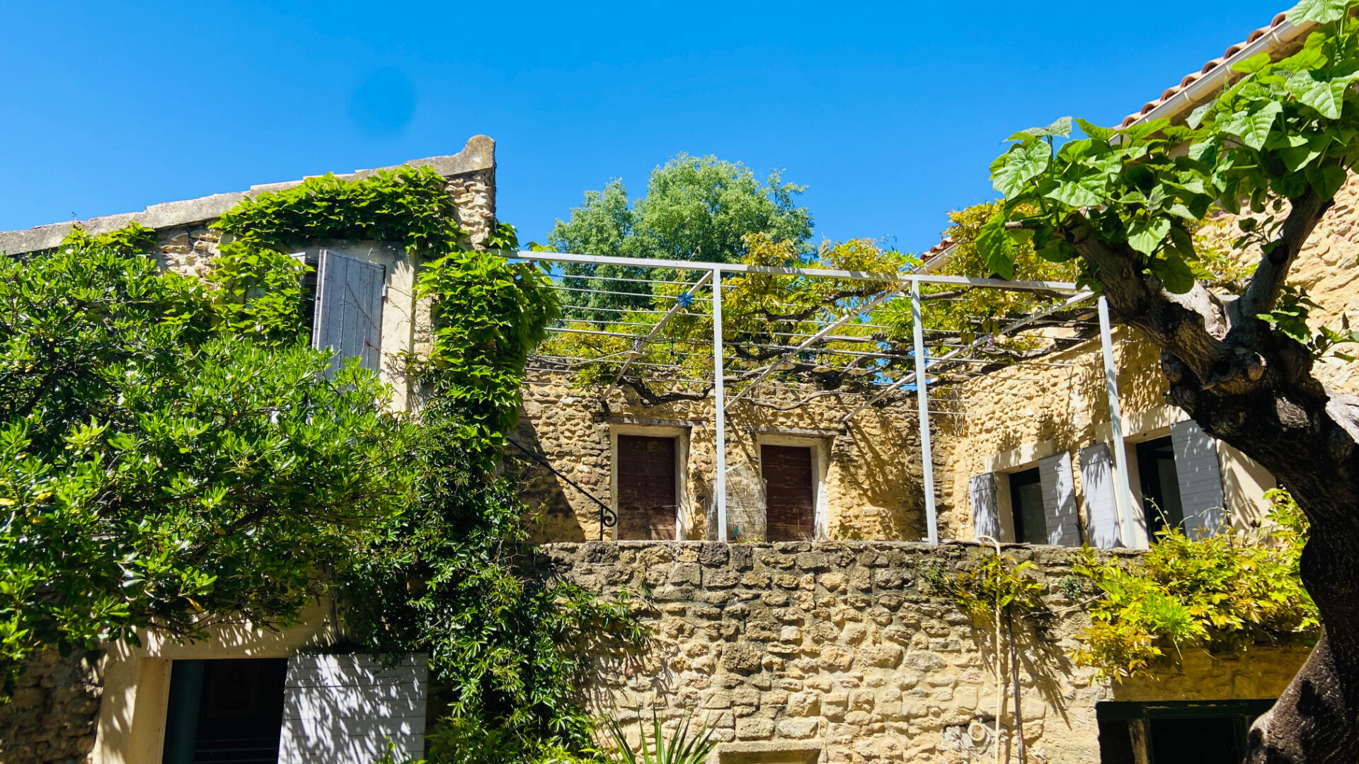 Agence immobilière de Square Habitat Orange et Cotes du Rhône