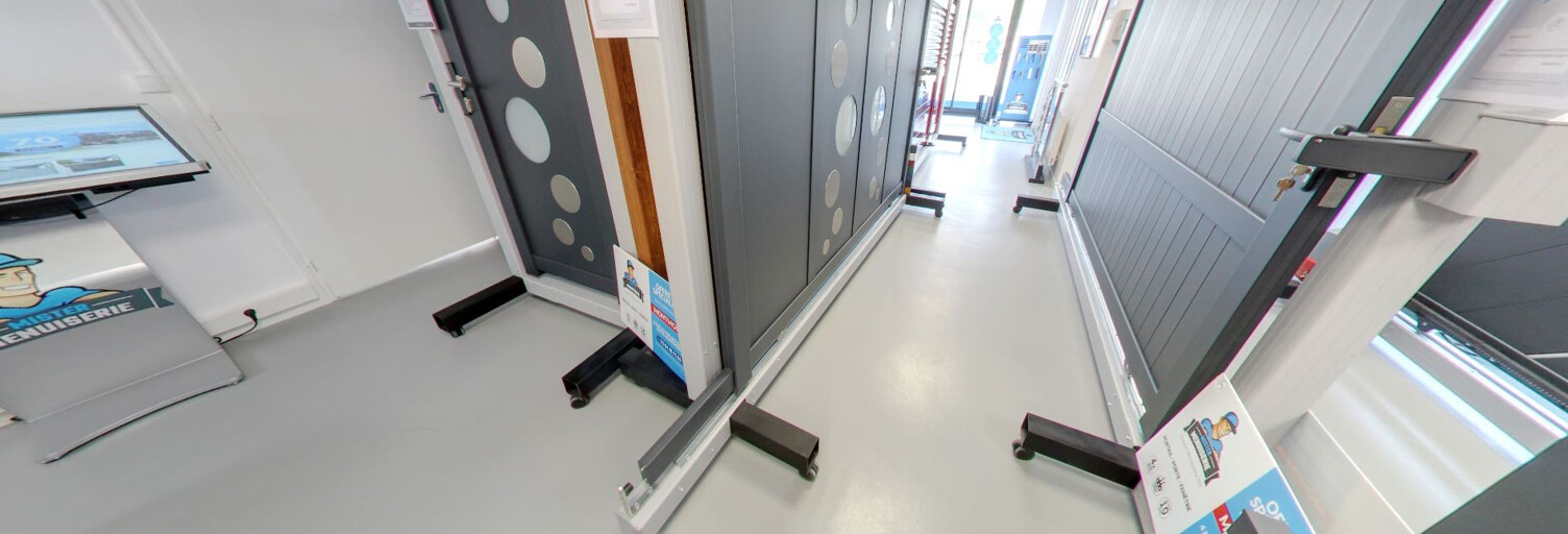 Commerce  258 m² à louer à Lons-le-Saunier (39000)