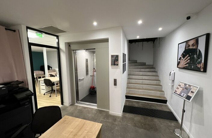 BUREAUX à LOUER — photo 5