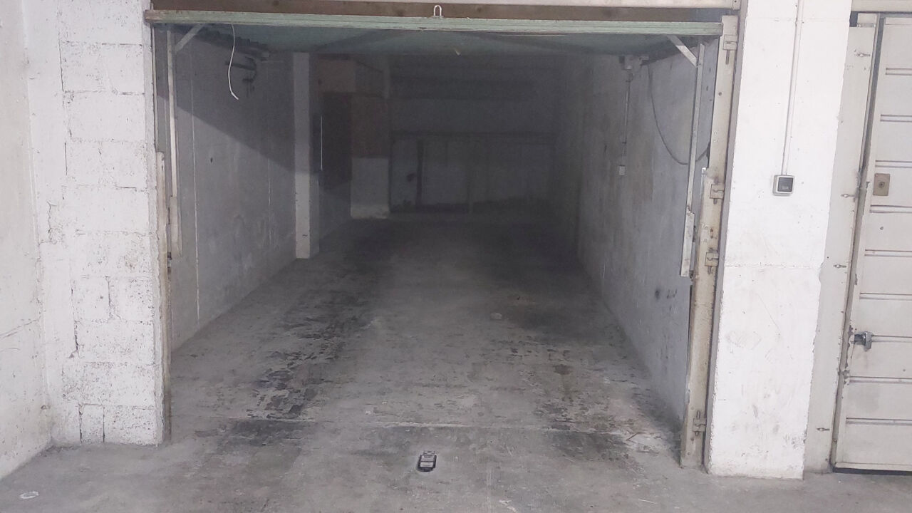 garage  pièces 26 m2 à vendre à Nice (06000)