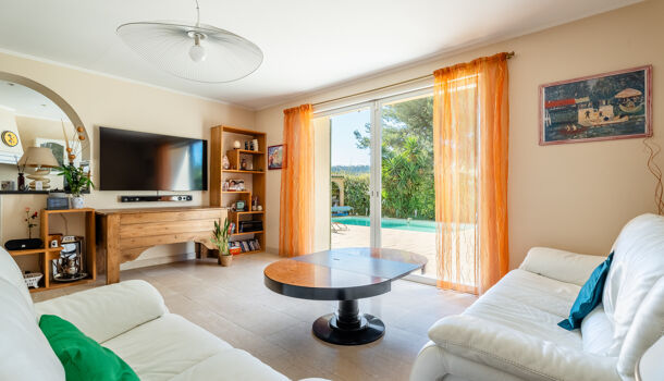 Villa / Maison 6 pièces  à vendre Aubagne 13400