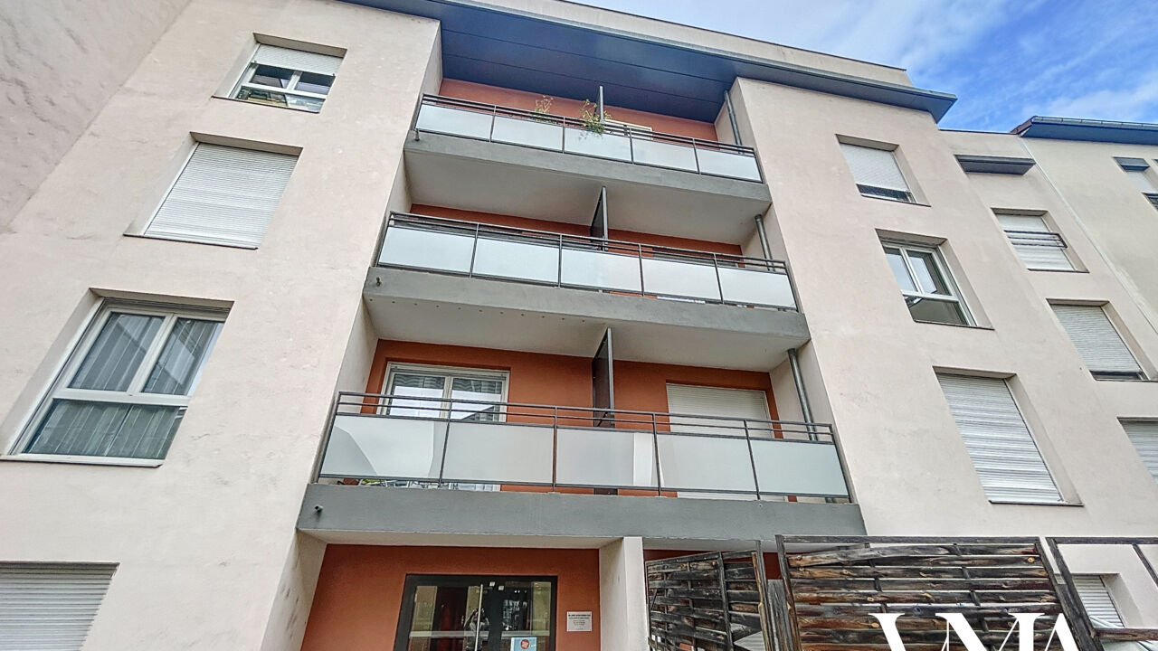 appartement 2 pièces 36 m2 à vendre à Meyzieu (69330)