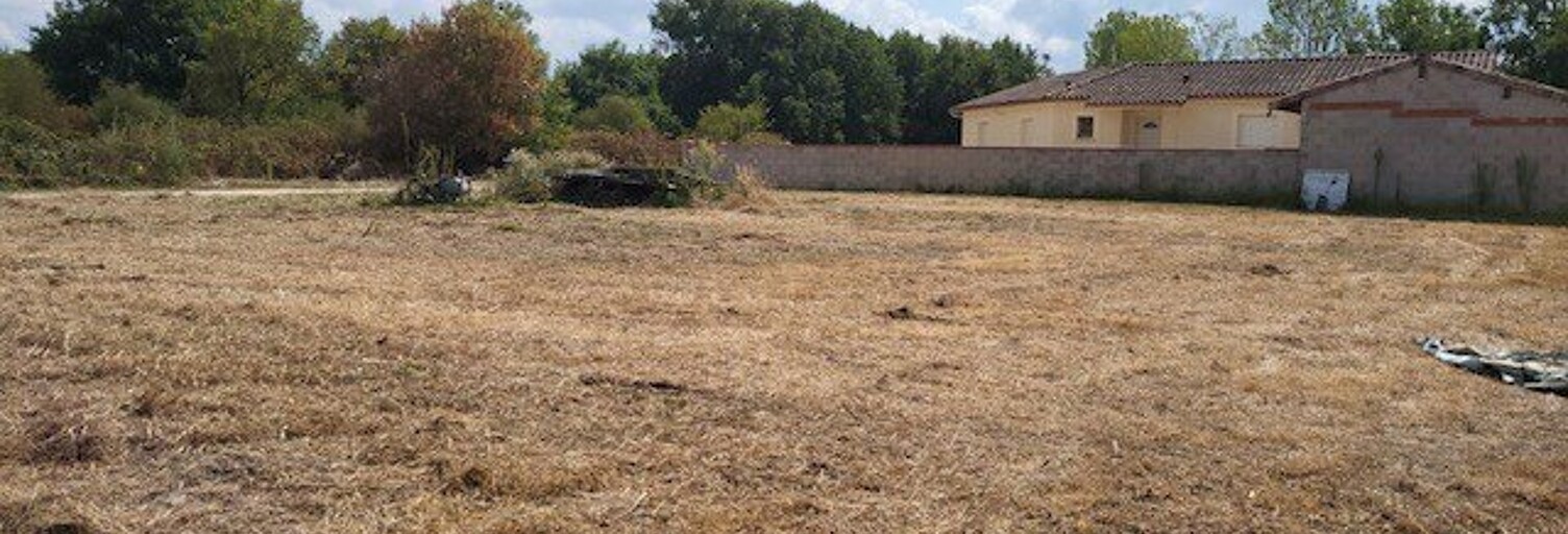 Terrain  926 m² à vendre à Lacourt-Saint-Pierre (82290)