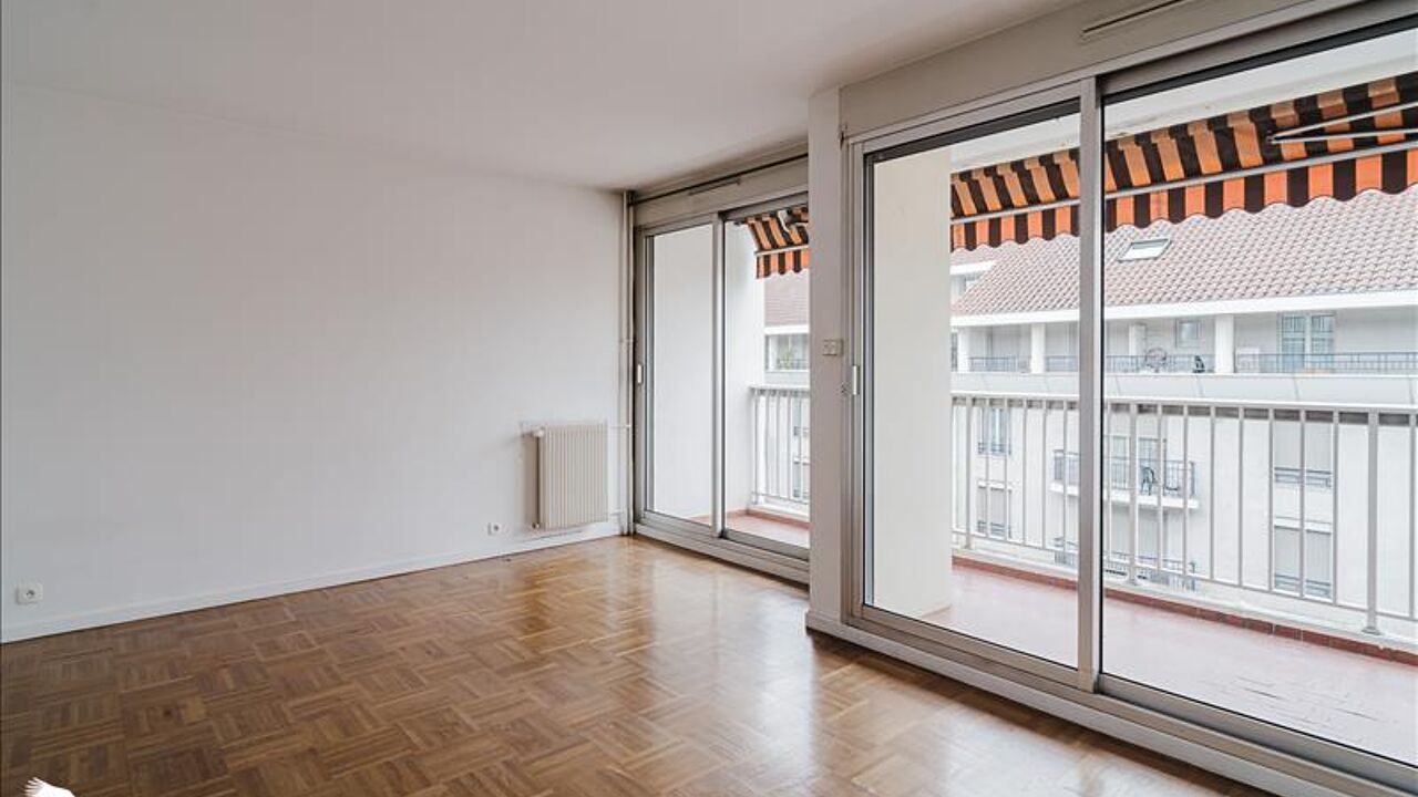 appartement 2 pièces 51 m2 à vendre à Villeurbanne (69100)