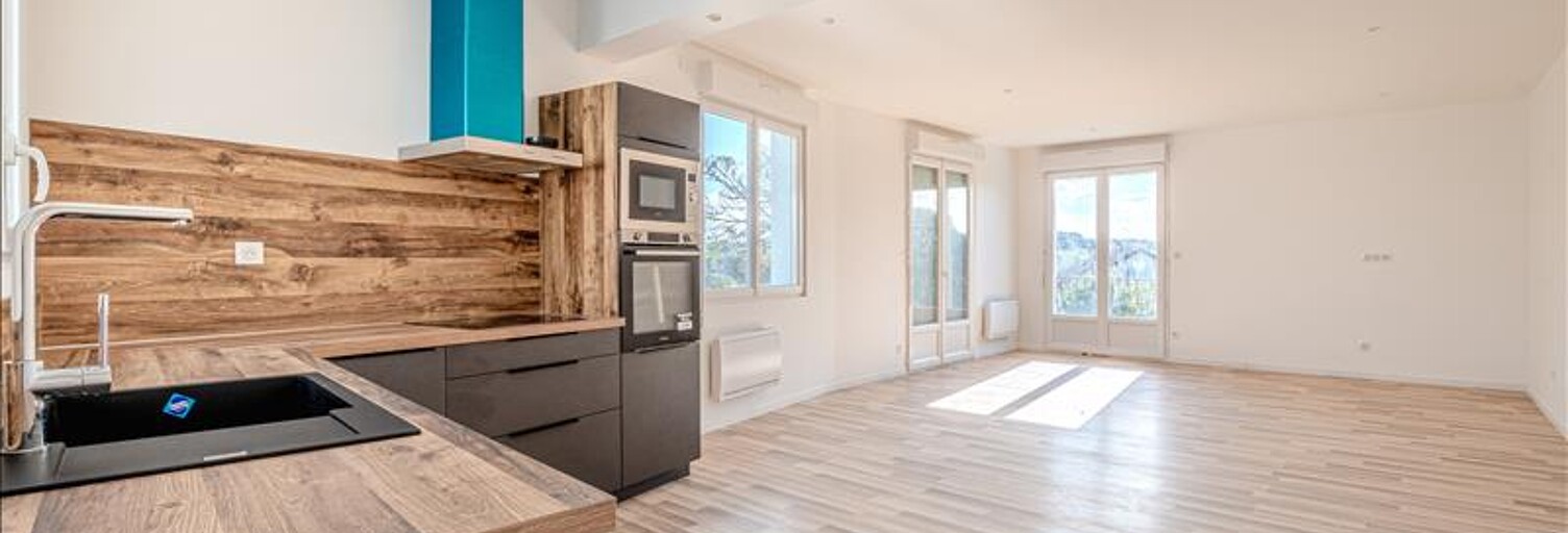 Maison 8 Pièces 204 m² à vendre à Saint-Just-le-Martel (87590)