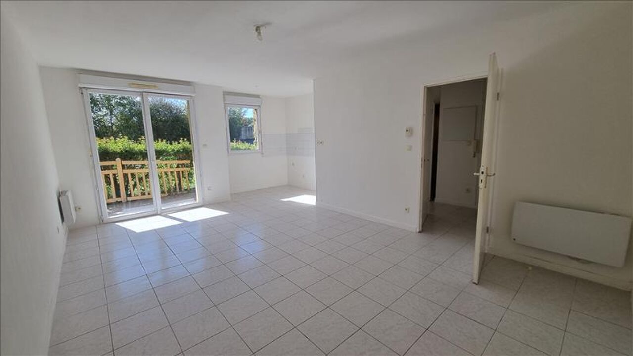 appartement 2 pièces 44 m2 à vendre à Cavignac (33620)