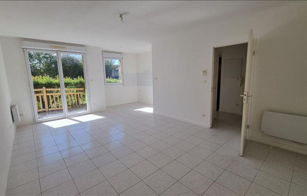 appartement 2 pièces 44 m2 à vendre à Cavignac (33620)