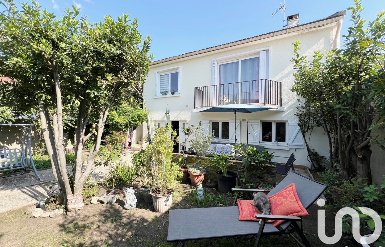 maison 5 pièces 87 m2 à vendre à Trappes (78190)