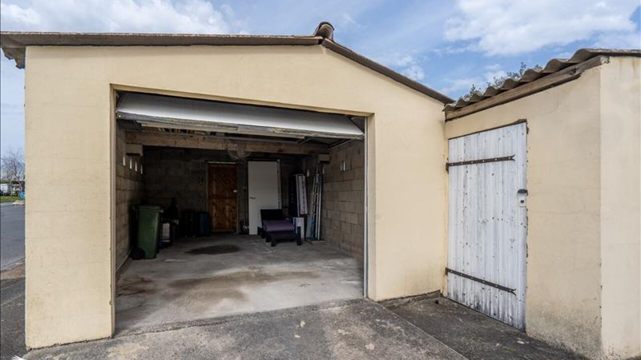 garage  pièces  m2 à vendre à Lormont (33310)