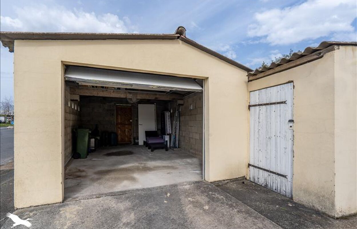 garage  pièces  m2 à vendre à Lormont (33310)