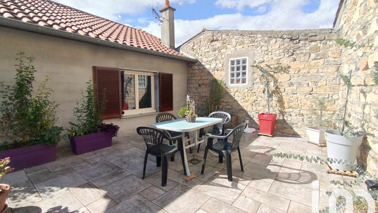 maison 3 pièces 88 m2 à vendre à Saint-Maurice (63270)