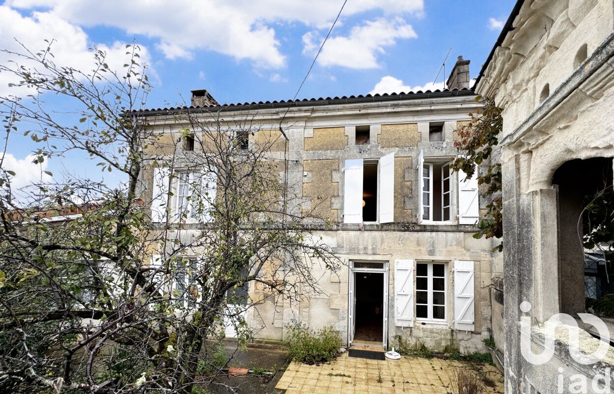 immeuble  pièces 163 m2 à vendre à Nersac (16440)