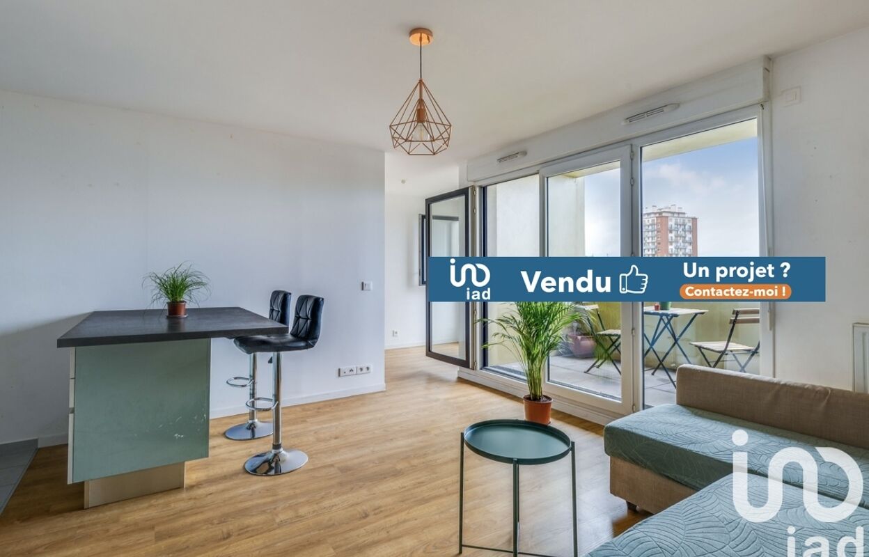 appartement 3 pièces 49 m2 à vendre à Pantin (93500)