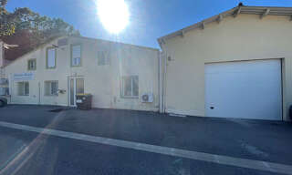 Local industriel  1238 m² à louer à Lavelanet (09300)