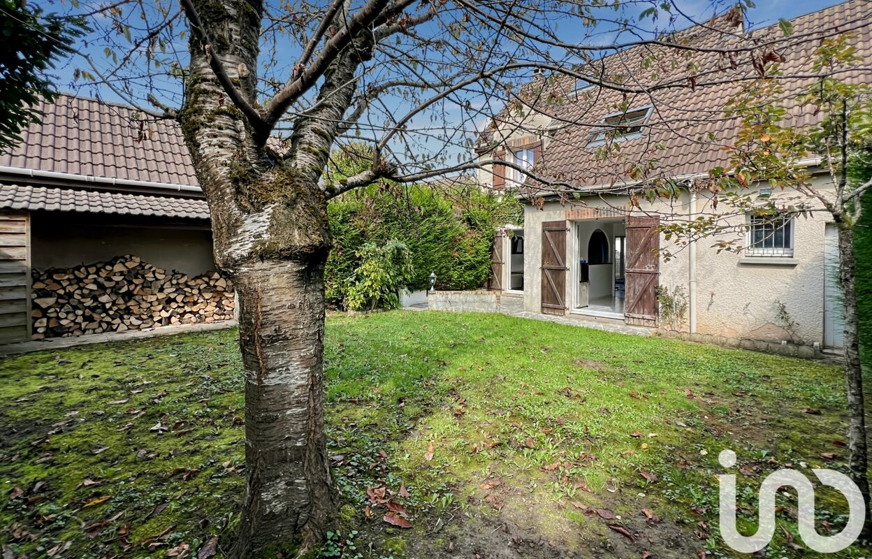 maison 6 pièces 110 m2 à vendre à Pontault-Combault (77340)