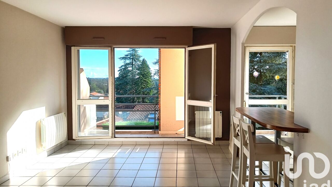 appartement 2 pièces 50 m2 à louer à Saint-Genis-les-Ollières (69290)