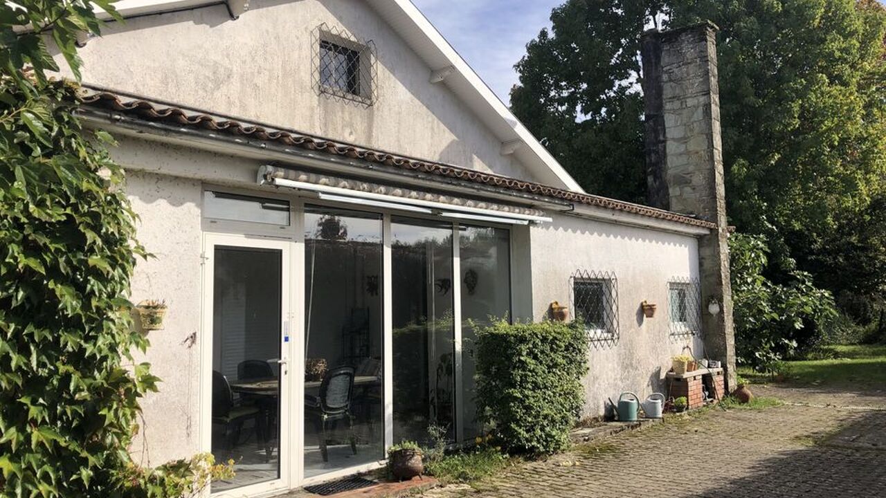 maison 4 pièces 140 m2 à vendre à Saint-Laurent-Médoc (33112)