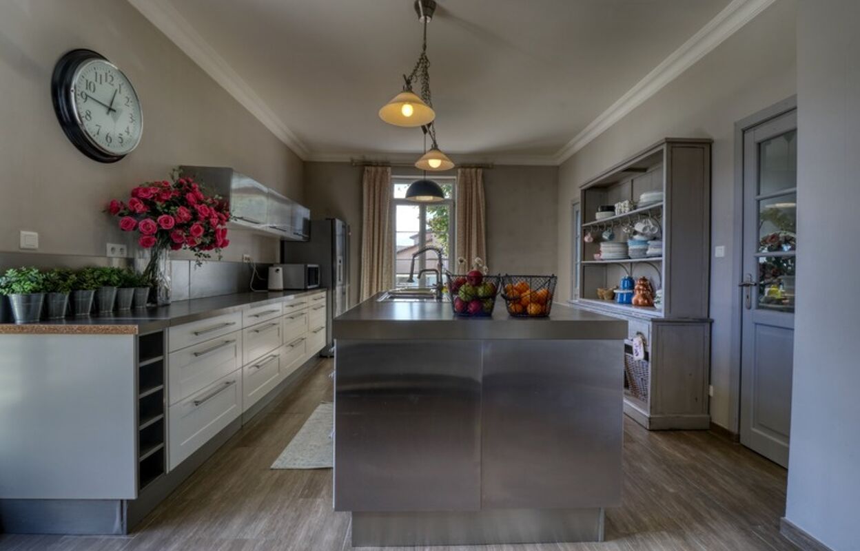 maison 4 pièces 137 m2 à vendre à Morestel (38510)