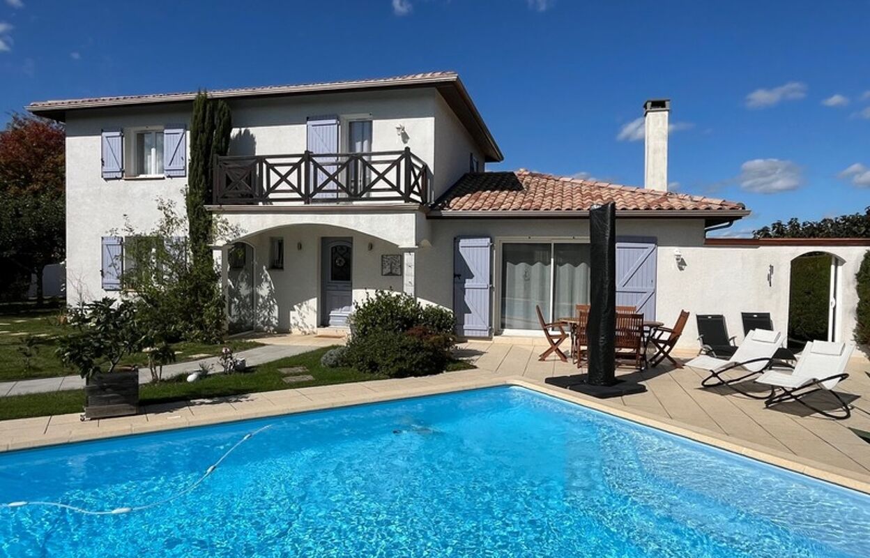 maison 5 pièces 162 m2 à vendre à Aire-sur-l'Adour (40800)