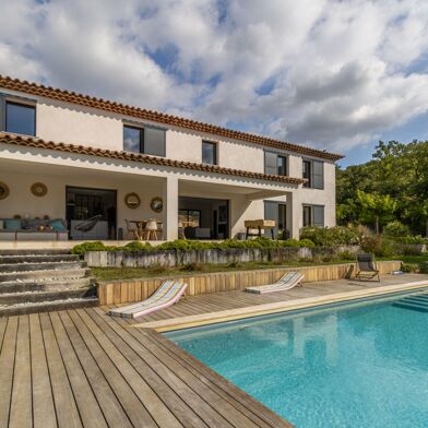 Maison 6 pièces 1840000 €