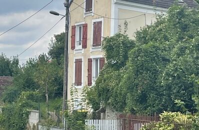 vente maison 435 000 € à proximité de Pierre-Levée (77580)