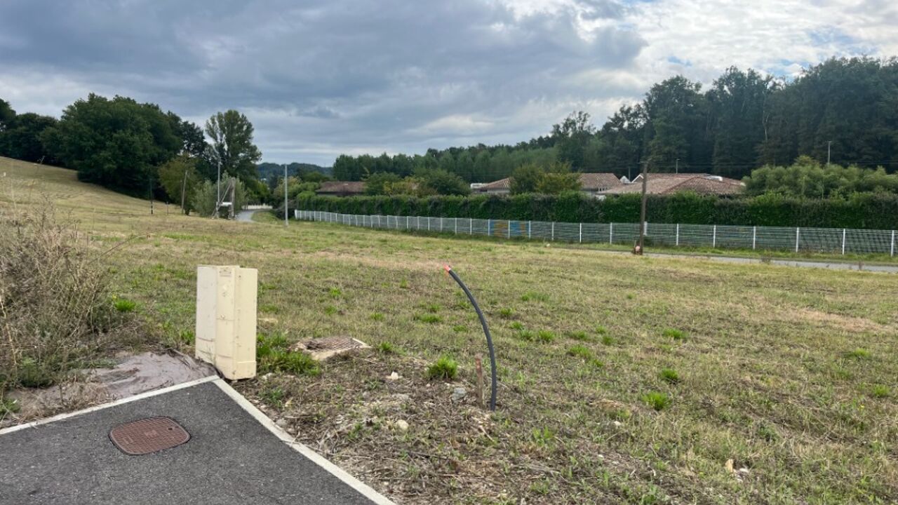 terrain  pièces 700 m2 à vendre à Pont-du-Casse (47480)