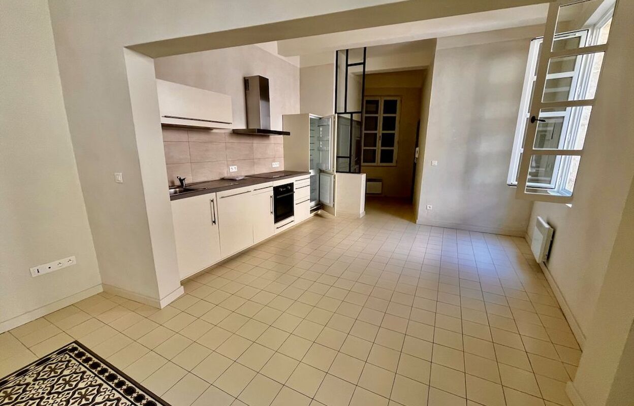 appartement 2 pièces 50 m2 à vendre à Uzès (30700)