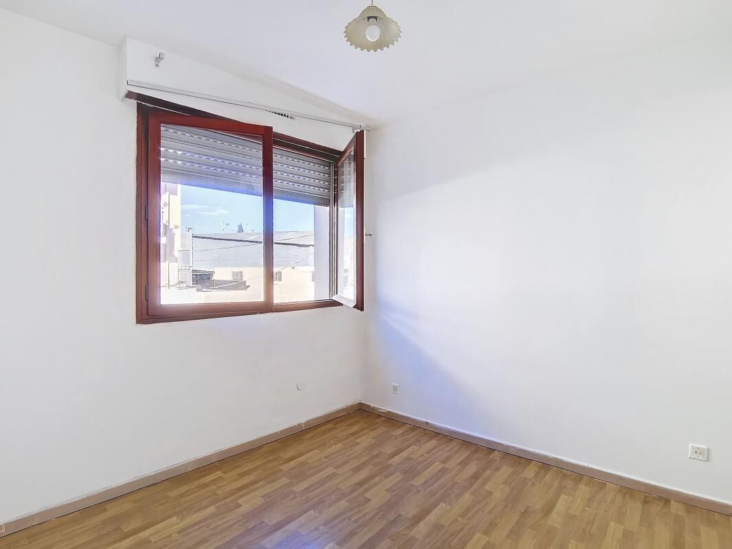 Photo Appartement de type 2 avec balcon et cave image 4/4