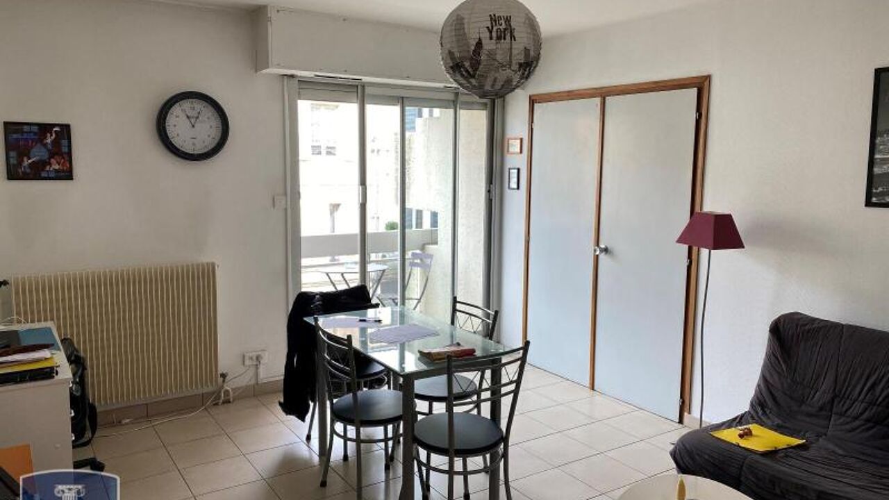 appartement 2 pièces 44 m2 à louer à Niort (79000)