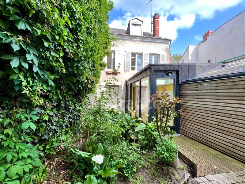 Villa / Maison 8 pièces  à vendre Orléans 45000