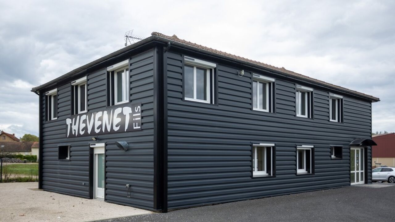 bureau 10 pièces 230 m2 à vendre à Paray-le-Monial (71600)