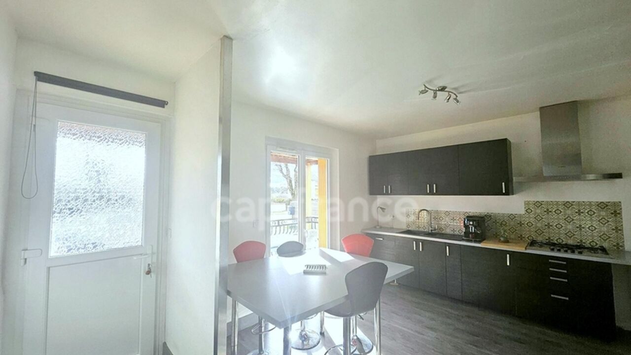 maison 6 pièces 130 m2 à vendre à Lezoux (63190)