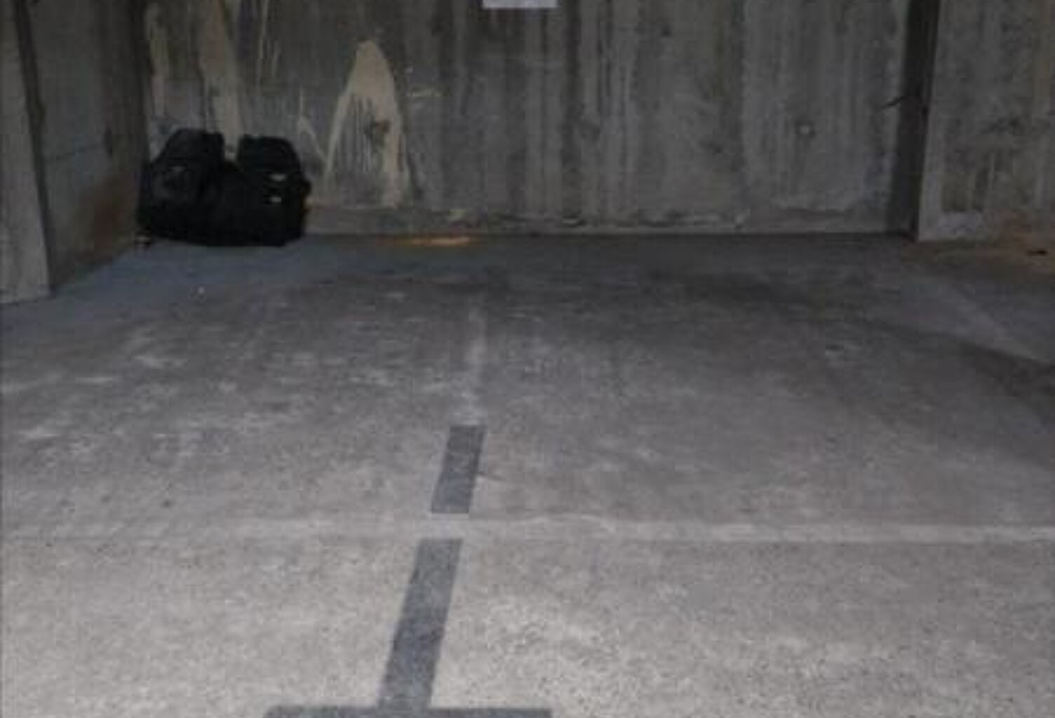 LILLE - VAUBAN - UNE PLACE DE PARKING EN SOUS SOL DANS UNE RESID — photo 1