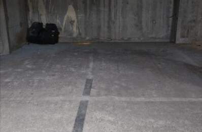 LILLE - VAUBAN - UNE PLACE DE PARKING EN SOUS SOL DANS UNE RESID — photo du bien