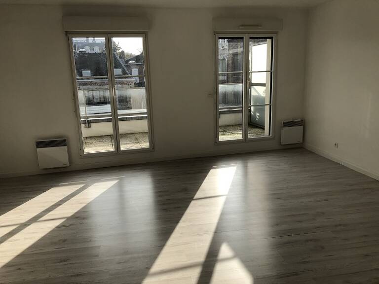 Appartement 3 pièces, VALENCIENNES — photo 1