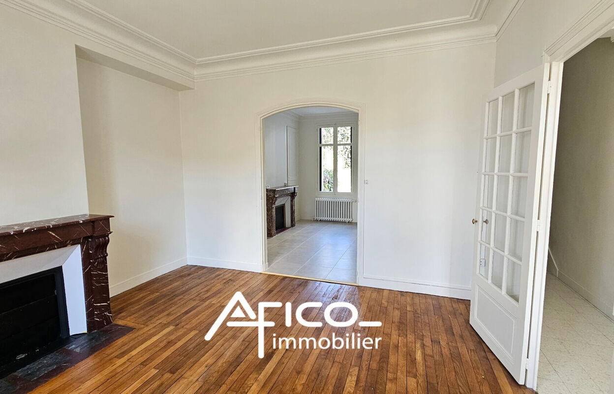 maison 6 pièces 121 m2 à vendre à Tours (37000)