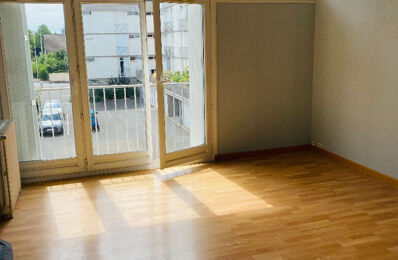 location appartement 545 € CC /mois à proximité de Orléans (45)